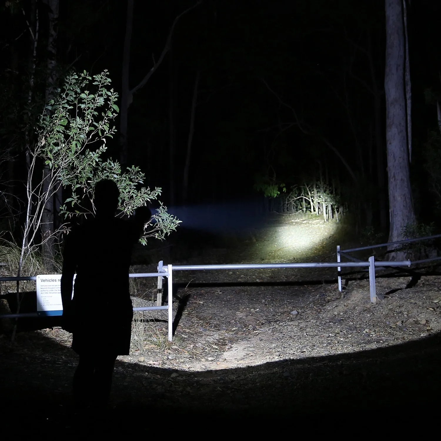 20W Rechargeable Hand-Held Hunting Spotlight