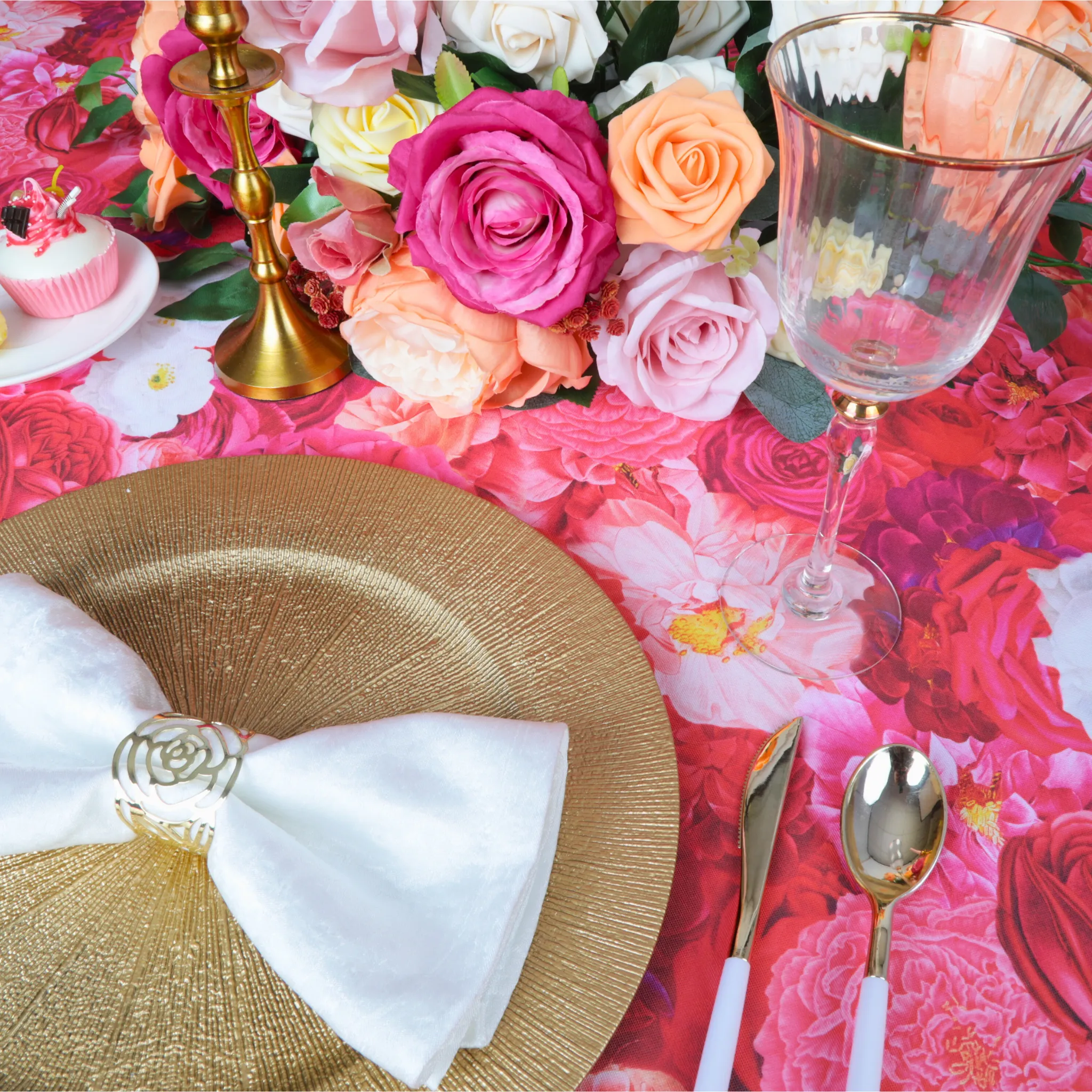Floral Peony Roses 90"x132" Rectangular Tablecloth - Fuchsia
