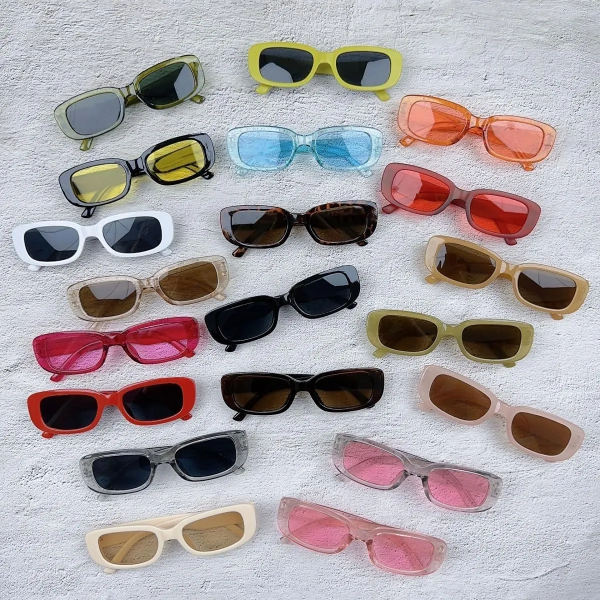 IKANOO Retro Rectangle Sunglasses for Women Men Small Square Frame Trendy Y2K 90s Black Sunglasses