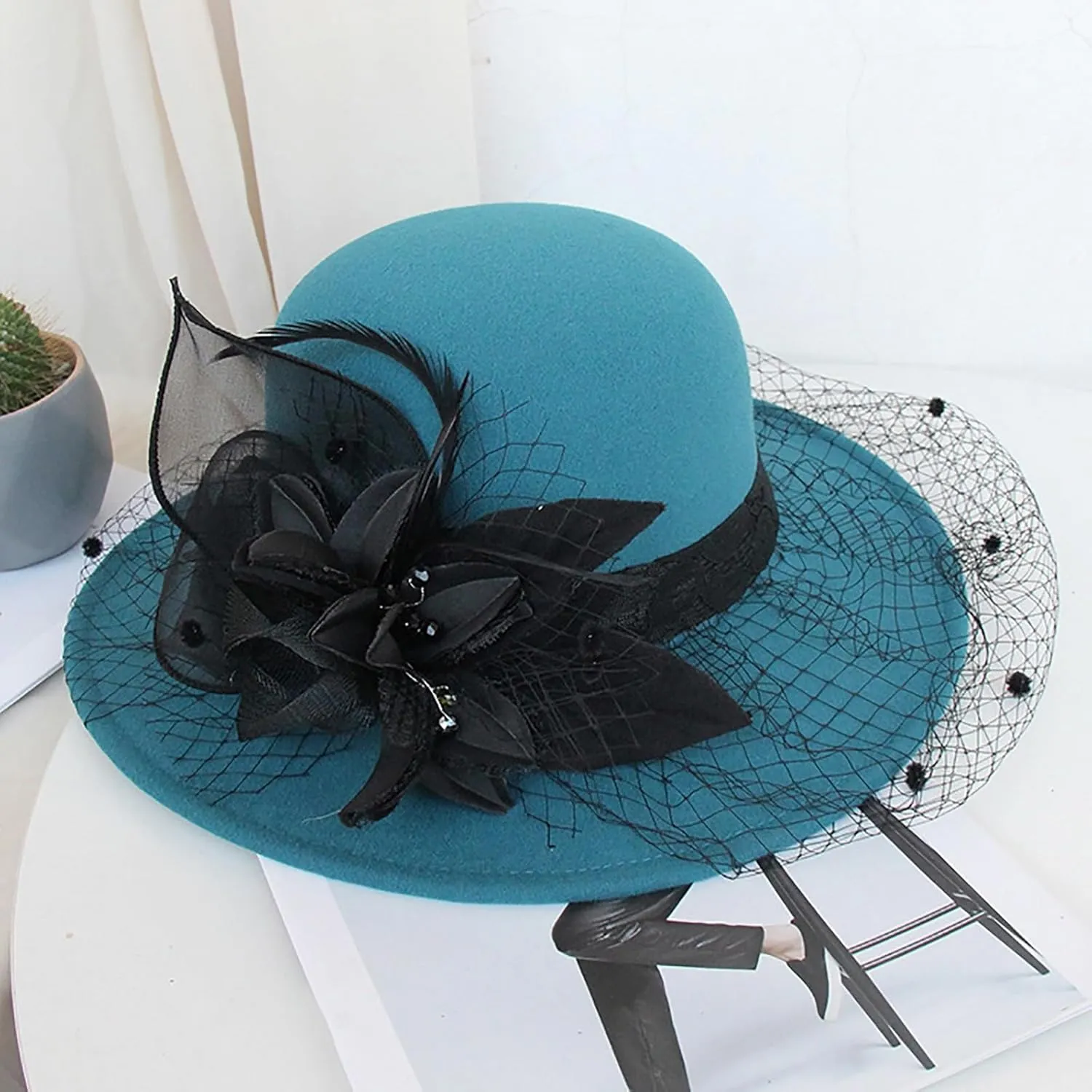 Men Women Roll-up Brim Fedora Bucket Caps Bow Cloche Hat Classic Wool Round Bowler Hats Party Costume Accessory