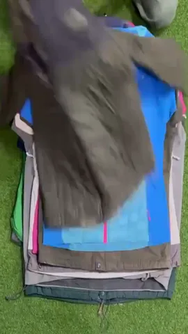 TNF parachute jackets 18 pcs